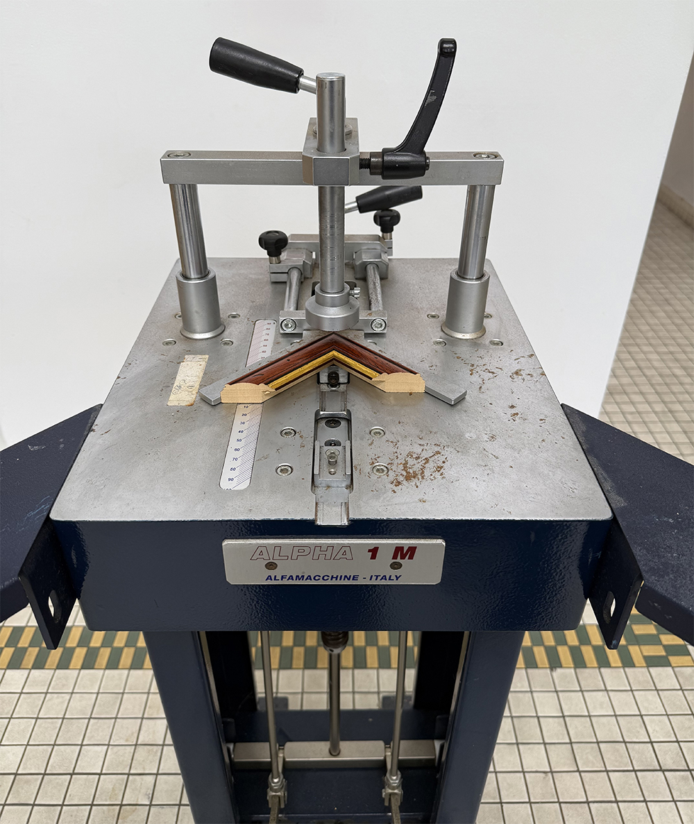 2ND324 Alpha 1M Underpinner 2